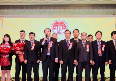 Liên đoàn Luật sư hướng dẫn các Đoàn Luật sư thực hiện việc hợp nhất