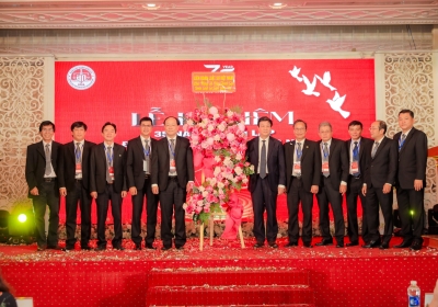 - Sáng ngày 17/01, tại Đồng Nai, Đoàn Luật sư tỉnh đã trang trọng tổ chức Lễ kỷ niệm 35 năm thành lập Đoàn (17/01/1990 - 17/01/2025).