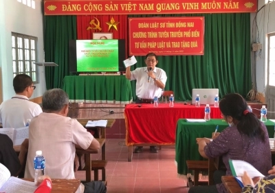 Đoàn Luật sư tỉnh Đồng Nai tổ chức công tác phổ biến, tư vấn pháp luật miễn phí cho người dân tại huyện Tân Phú