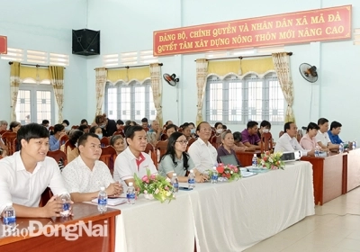 Tư vấn pháp luật, khám bệnh, cấp thuốc miễn phí cho người dân xã Mã Đà