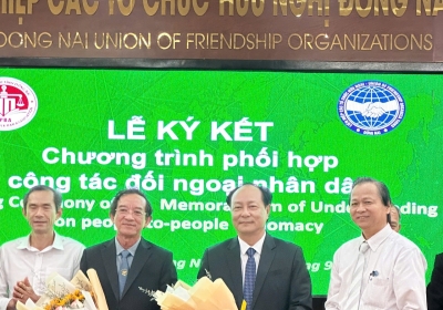 Đoàn Luật sư tỉnh Đồng Nai ký kết Chương trình phối hợp công tác đối ngoại nhân dân với Liên hiệp các tổ chức hữu nghị tỉnh Đồng Nai