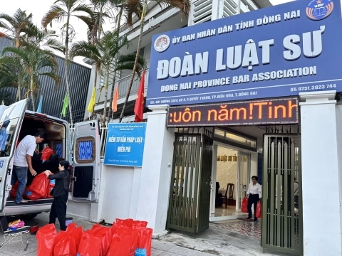 TTPBPL và tặng quà cho Hội người mù tại huyện Nhơn Trạch 