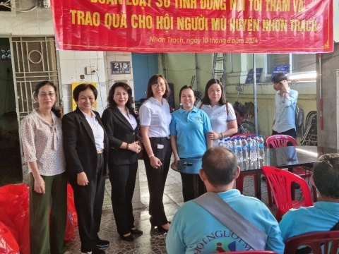 TTPBPL và tặng quà cho Hội người mù tại huyện Nhơn Trạch 