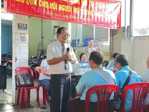 TTPBPL và tặng quà cho Hội người mù tại huyện Nhơn Trạch 