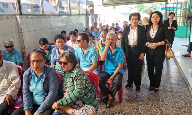 TTPBPL và tặng quà cho Hội người mù tại huyện Nhơn Trạch 