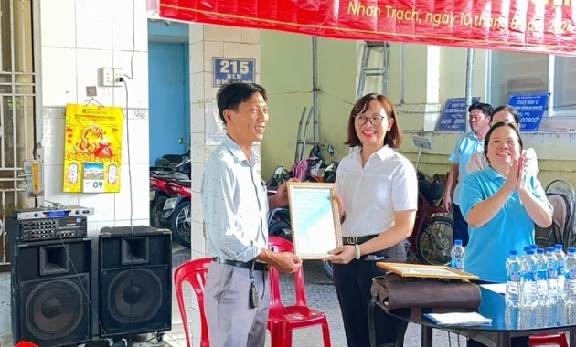 TTPBPL và tặng quà cho Hội người mù tại huyện Nhơn Trạch 